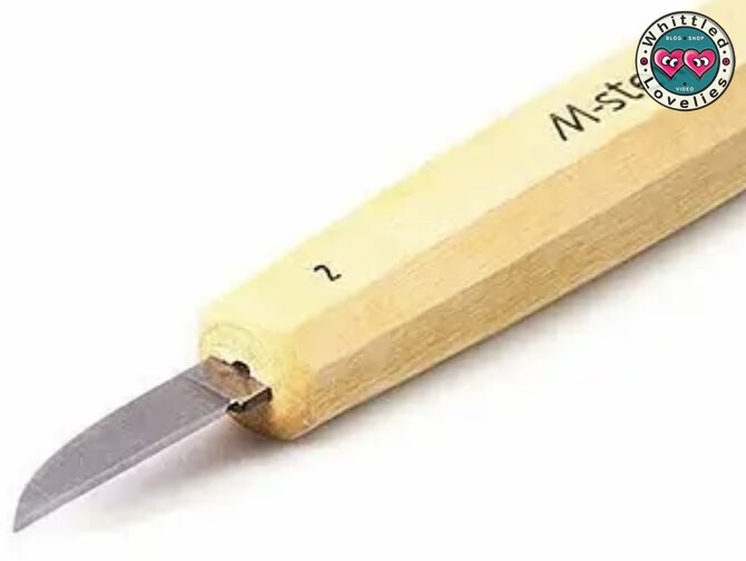 Coltello M-Stein N.2 per intaglio legno, ideale per dettagli di precisione nei progetti creativi.